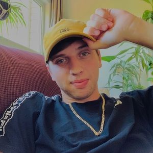 Meet your Posher, Brody